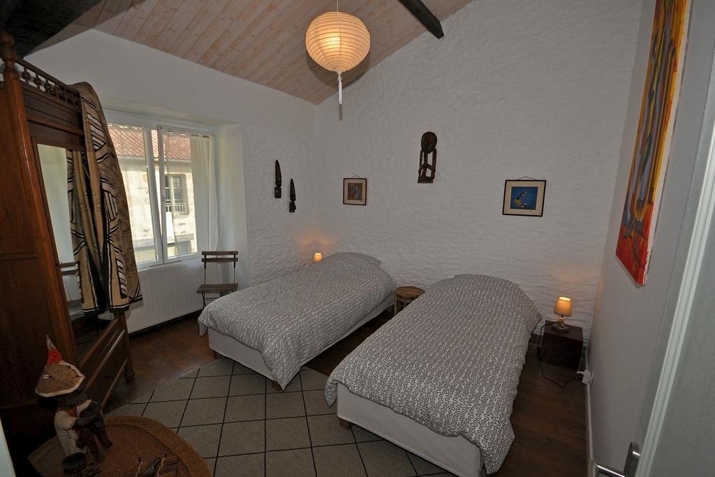 Gite Proche Puy Du Fou Mortagne-sur-Sevre Kamer foto
